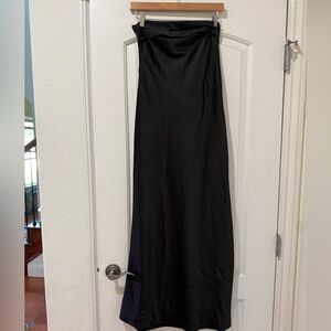 Merokeety Black Maxi Skirt - Elegant Floor-Length Silhouette